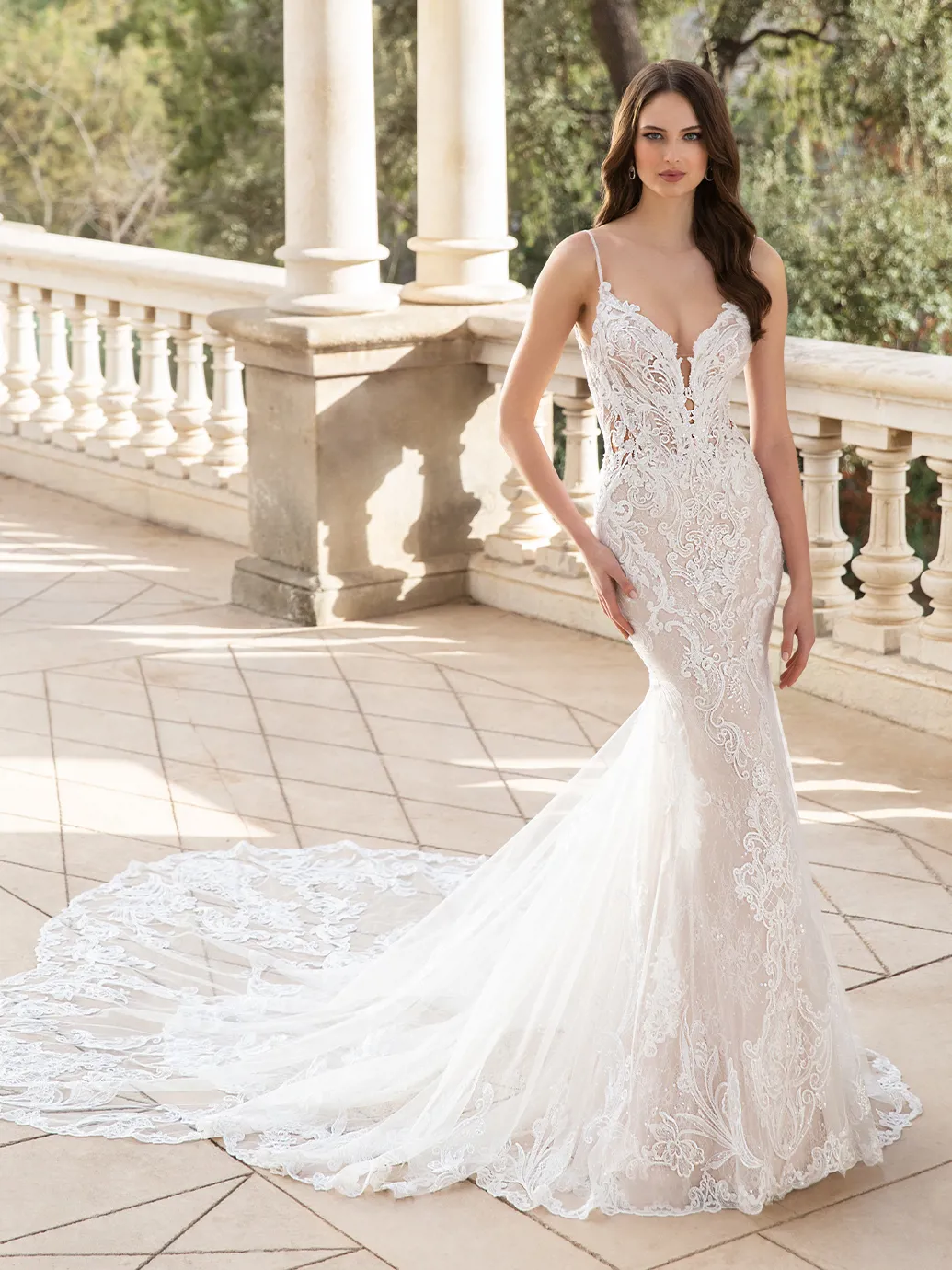 Alessia Elysee by Enzoani