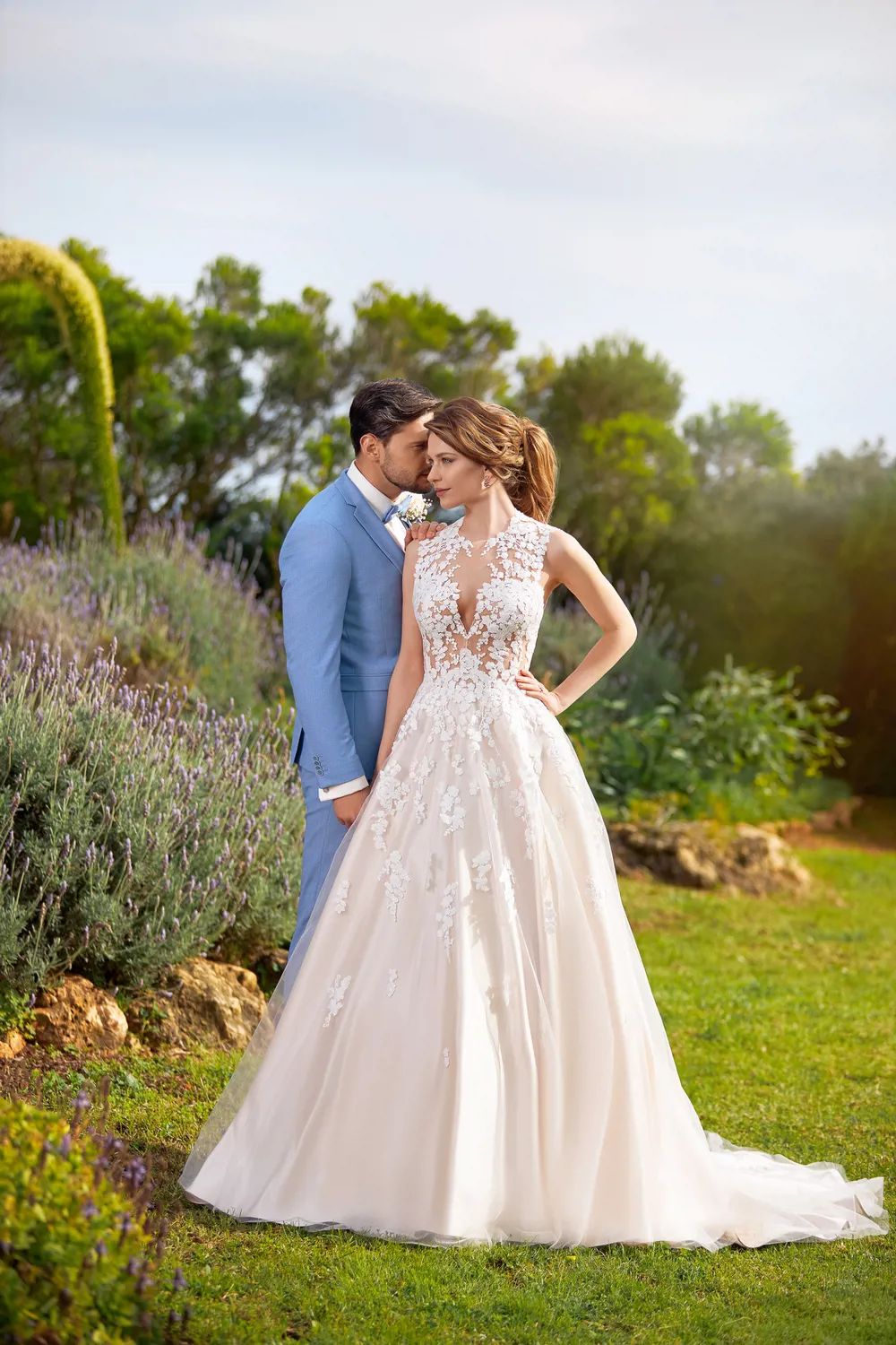 22210 Tres Chic