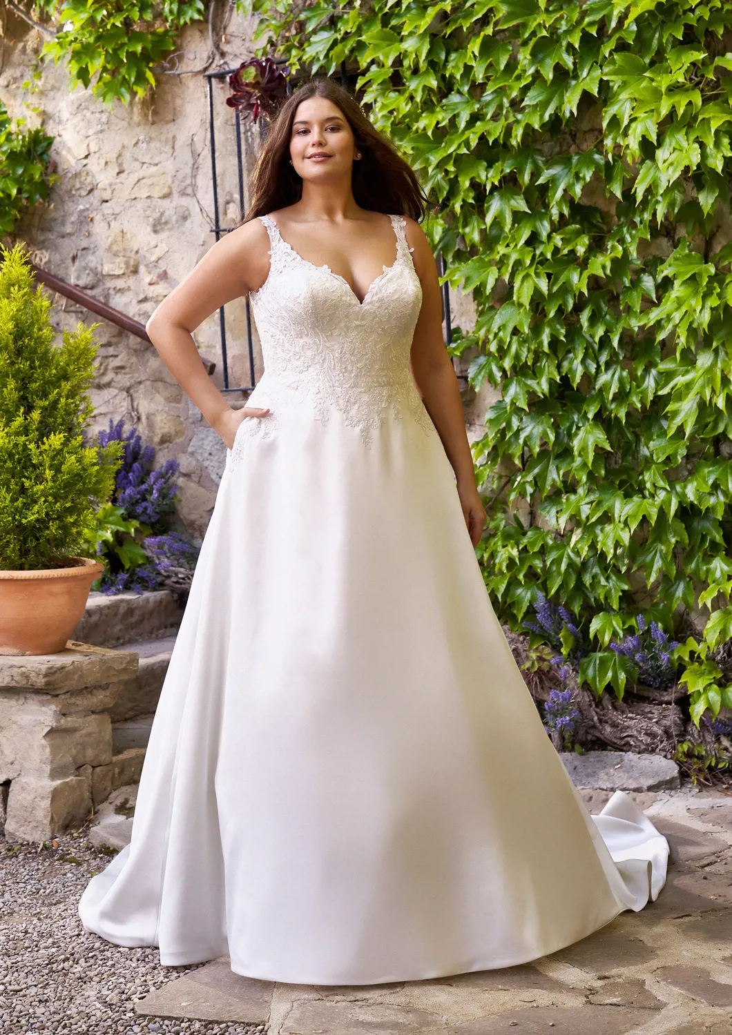 Ai plus size White One