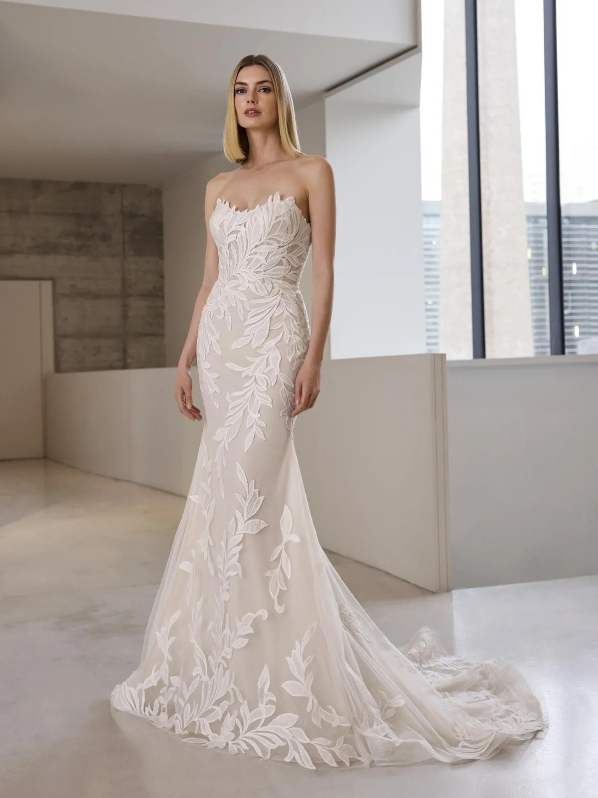 Debie Pronovias