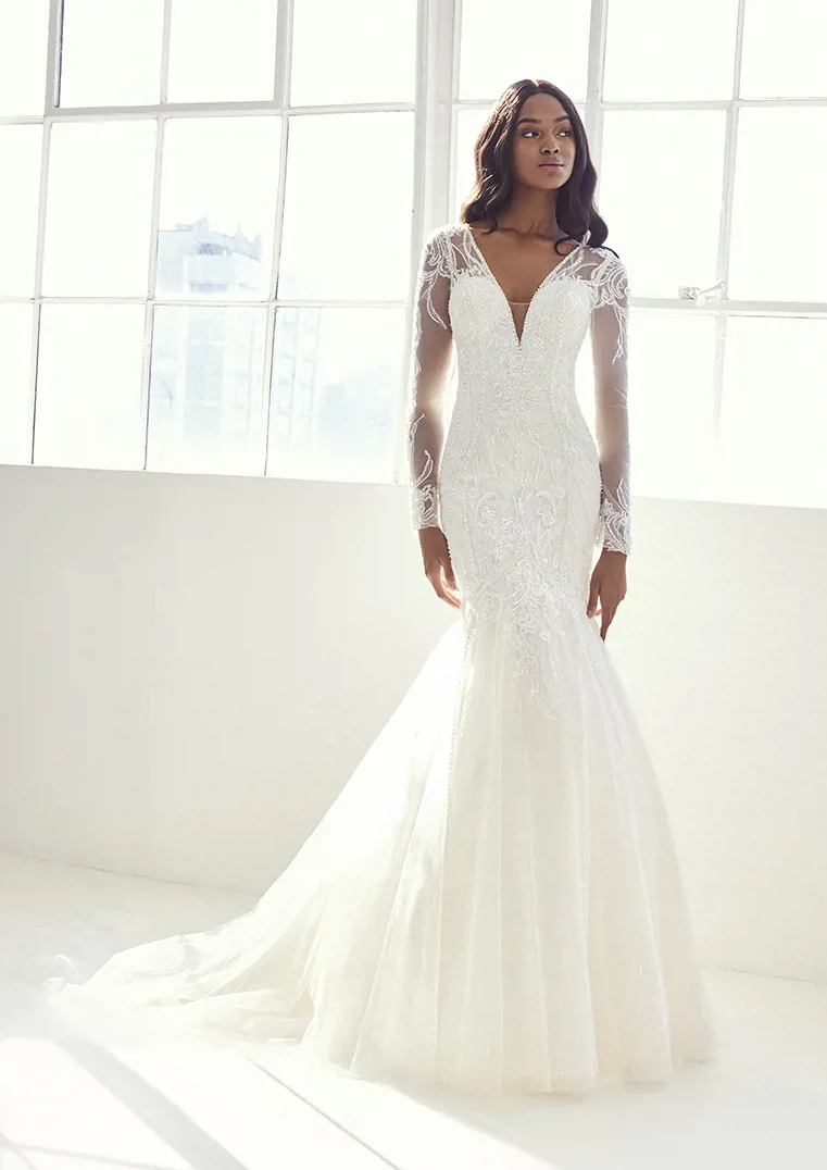 Lee Pronovias