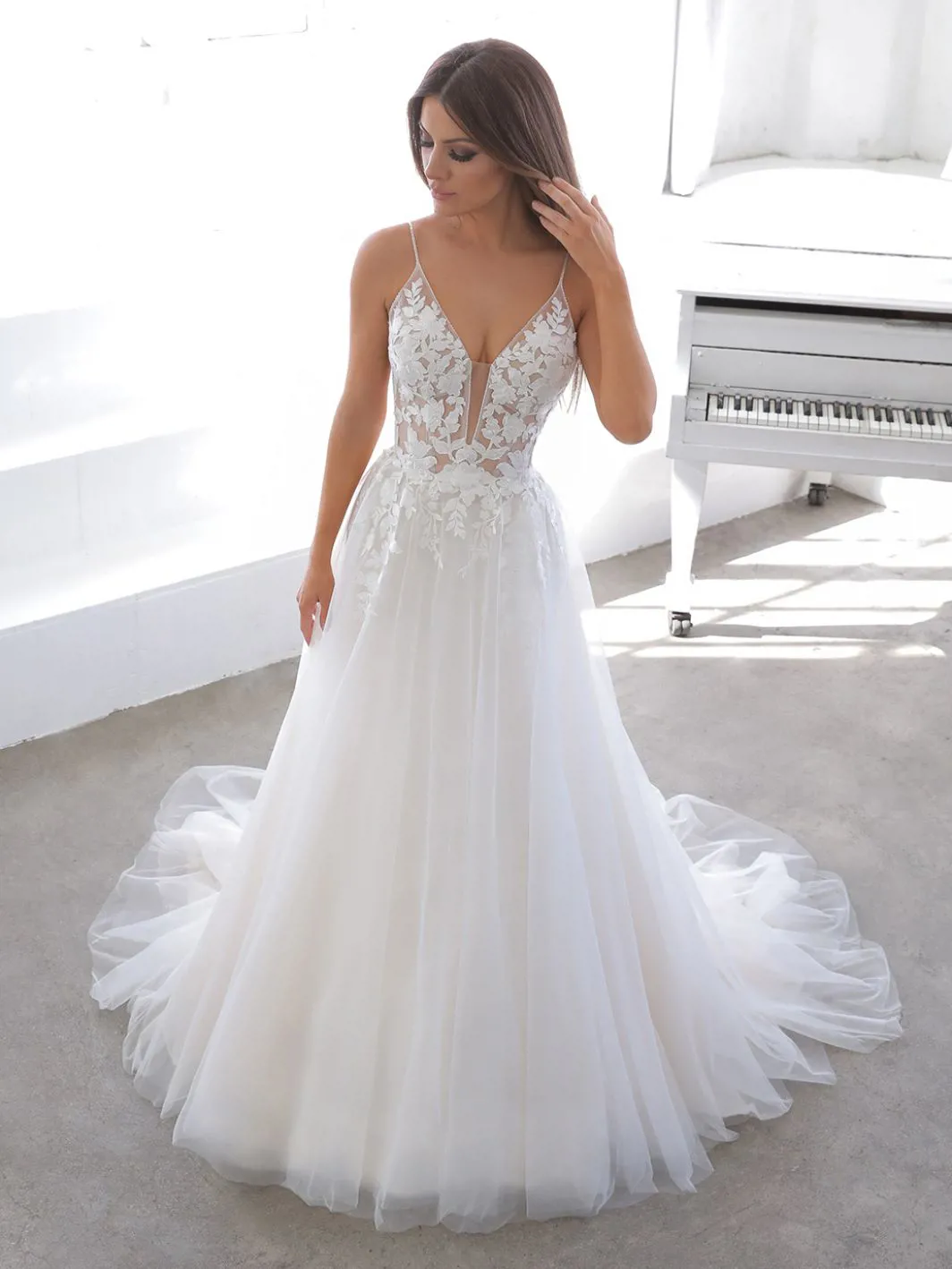 Normandie Blue by Enzoani