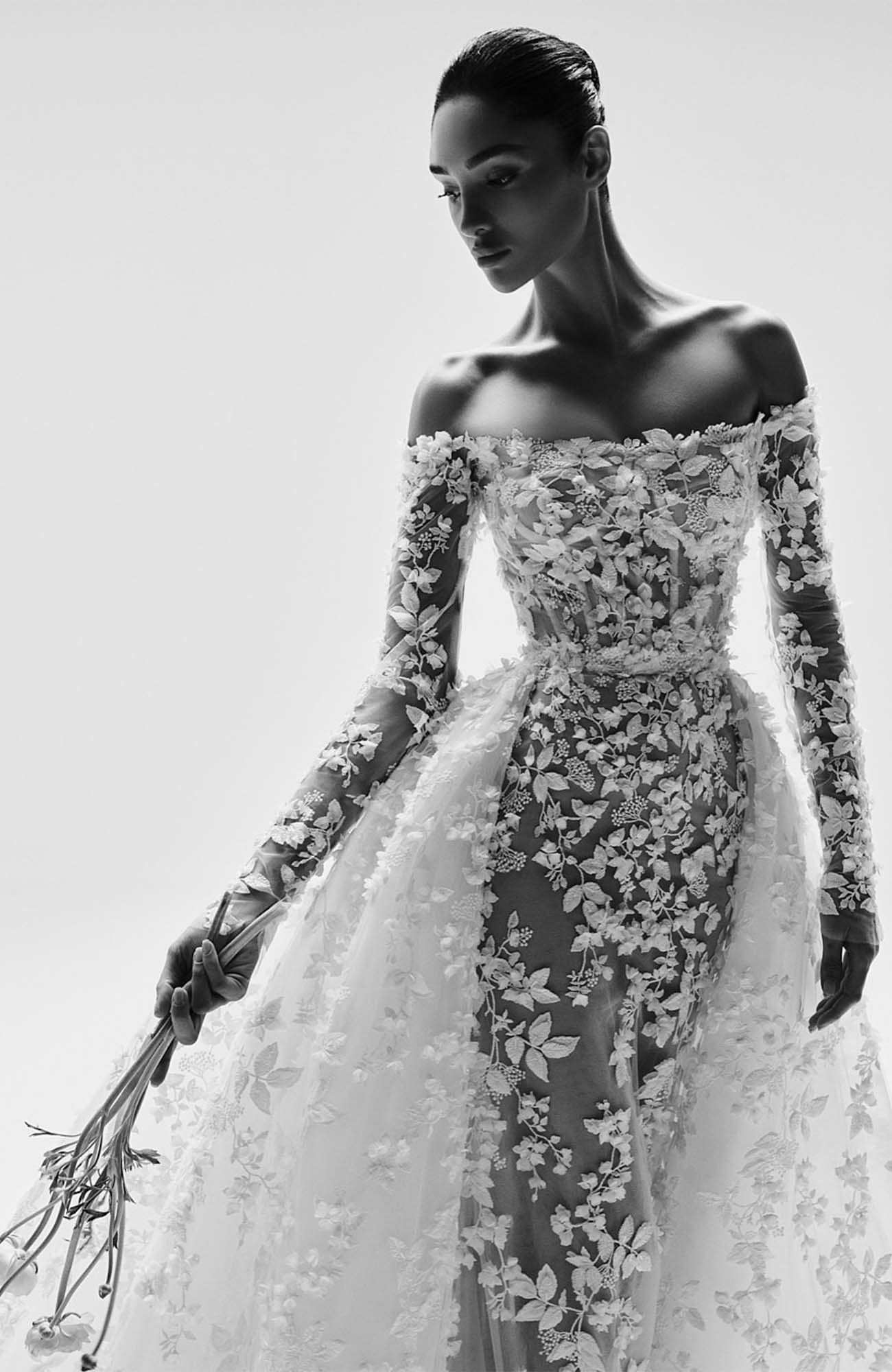 Zuhair Murad Mariage Spring 2026 Look 5 strapless lace wedding dress with satin bow detail, veil and long train