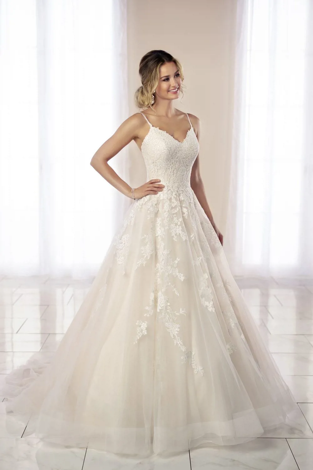 7091 Stella York