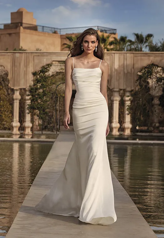 Betta Pronovias