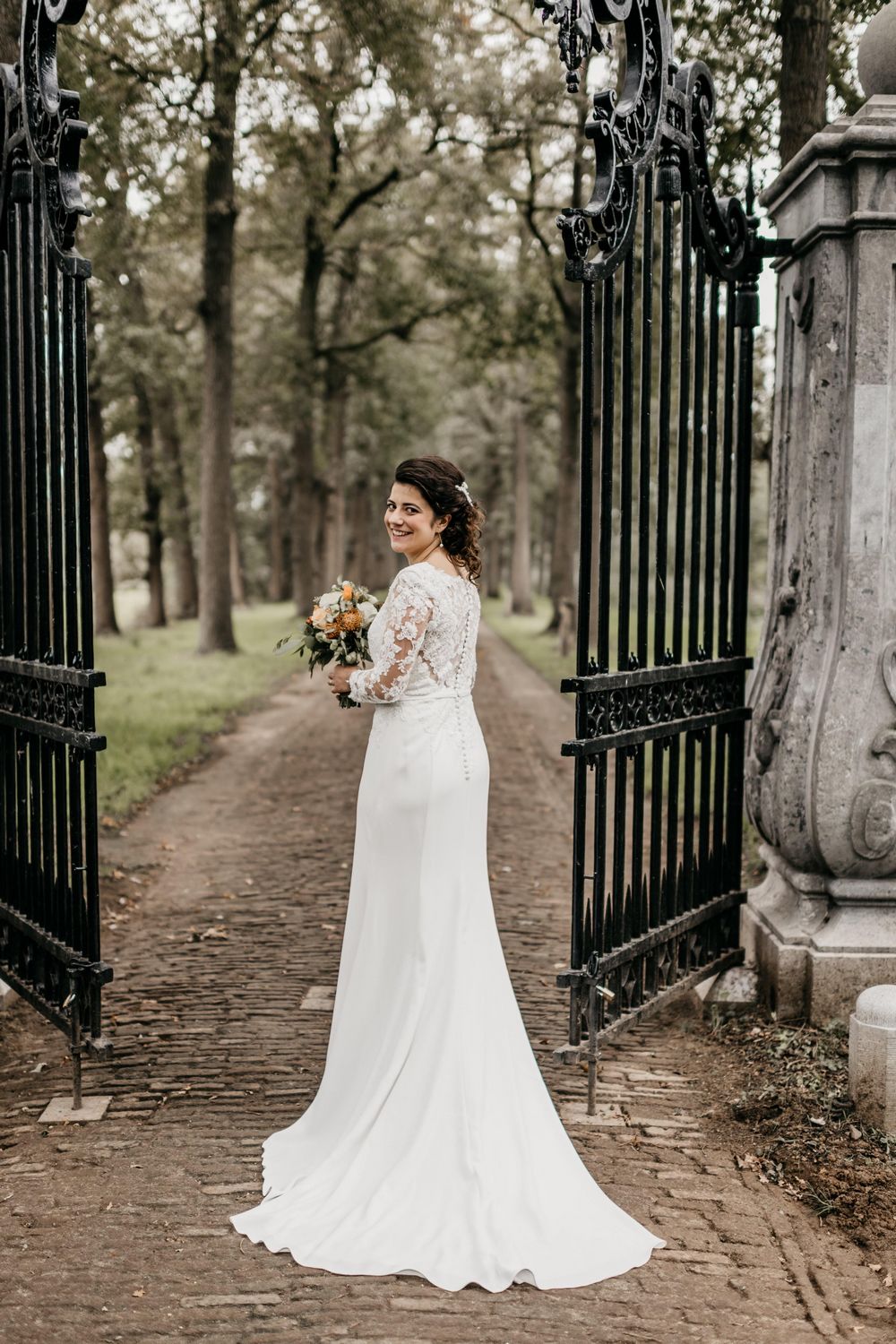 simone in trouwjurk van sottero