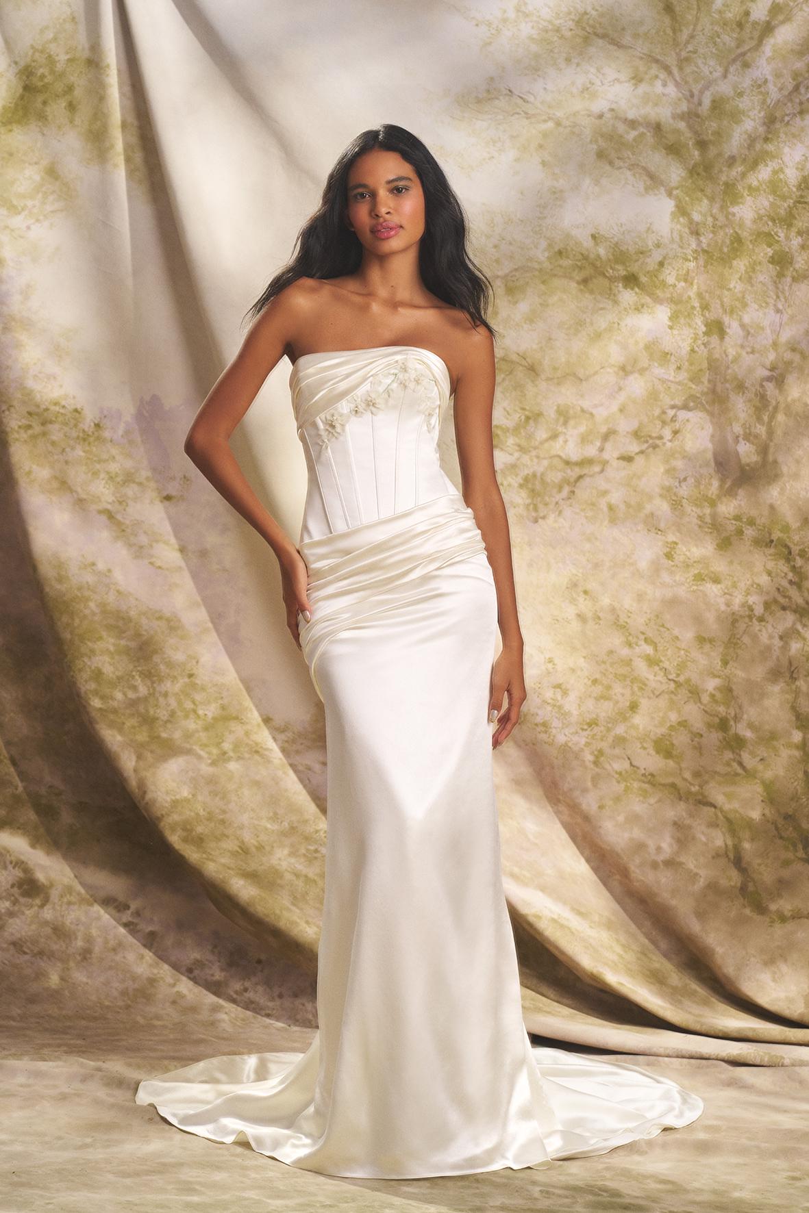 Strapless trouwjurk Gerda van Ines di Santo, vooraanzicht van het satijnen korsetlijfje, exclusief bij Bruidshuis Diana.