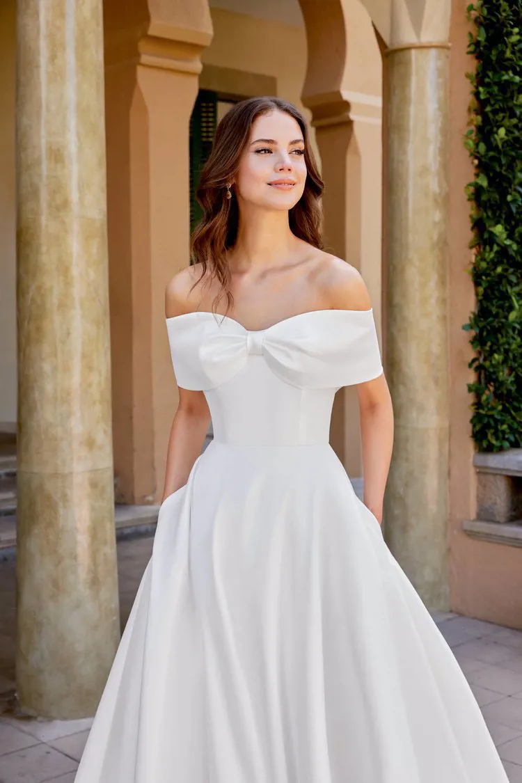 20022 Sweetheart Gowns