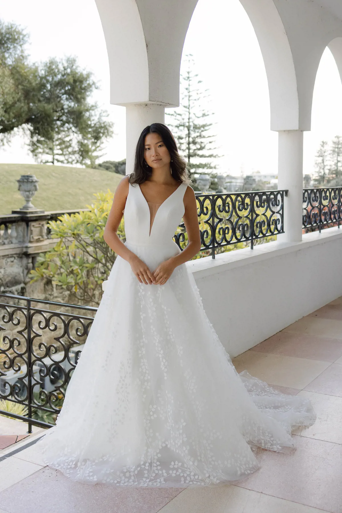 CZ22597 Cizzy Bridal